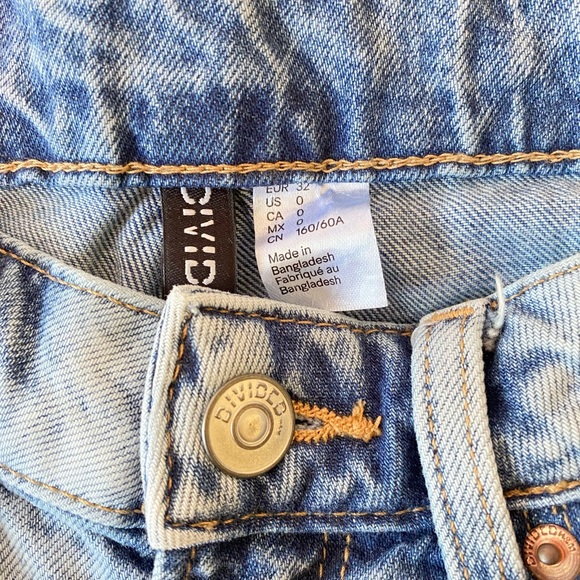 H&M denim shorts - Picture 4 of 4